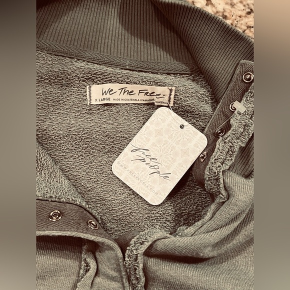 NWT Free People Camden Henley Sweatshirt - Picture 14 of 15